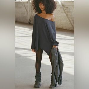 Joah Brown Off the Shoulder Tunic size Small